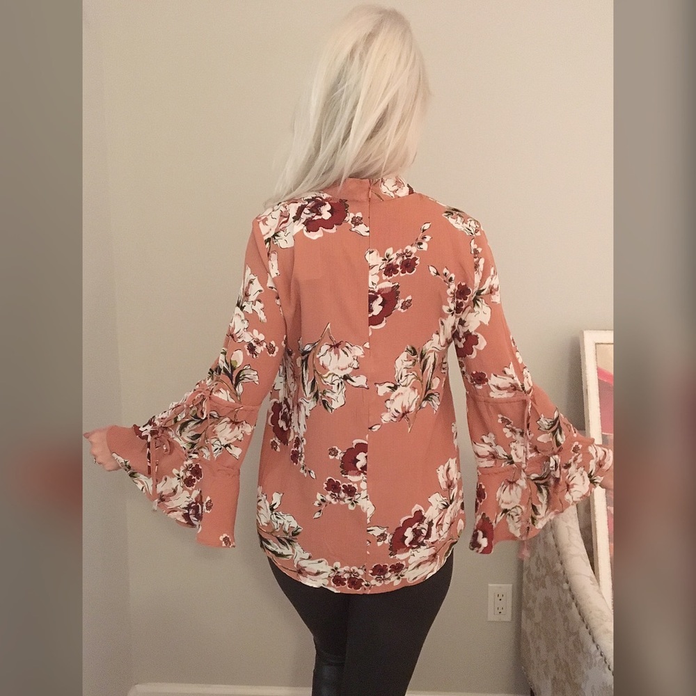 LAST ONE!  💕 Mock Neck Floral Bell Sleeve Top - Picture 4 of 5